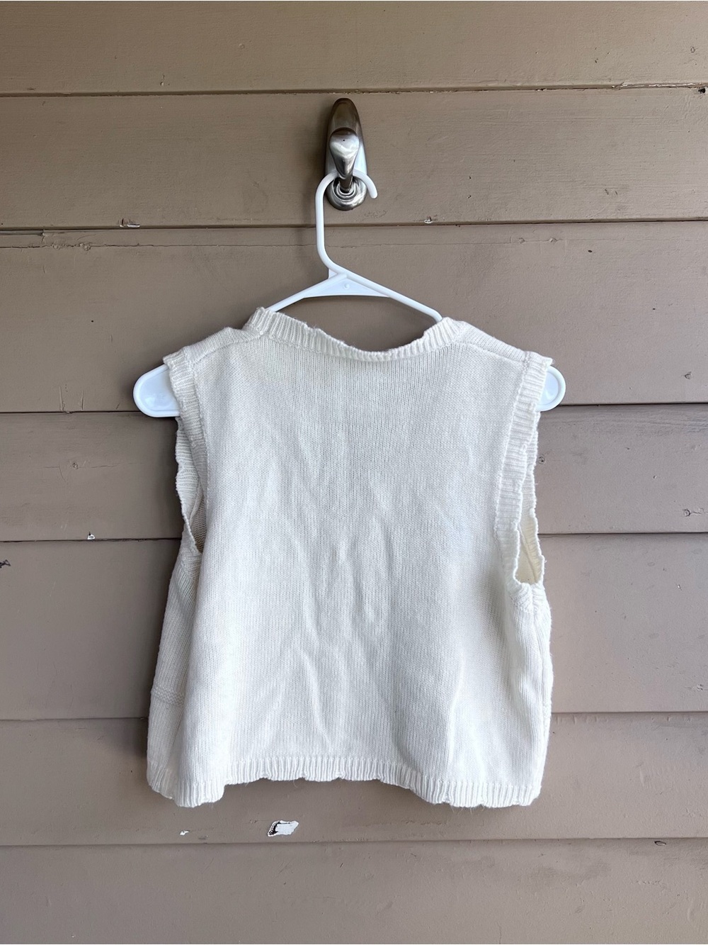 V Neck Button Down Front Floral Embroidered Cropped Knit Vest Size M - Picture 3 of 3